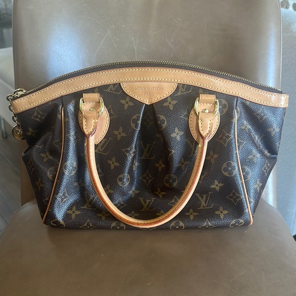 Louis Vuitton Handbags - Authentic Louis Vuitton Tivoli PM